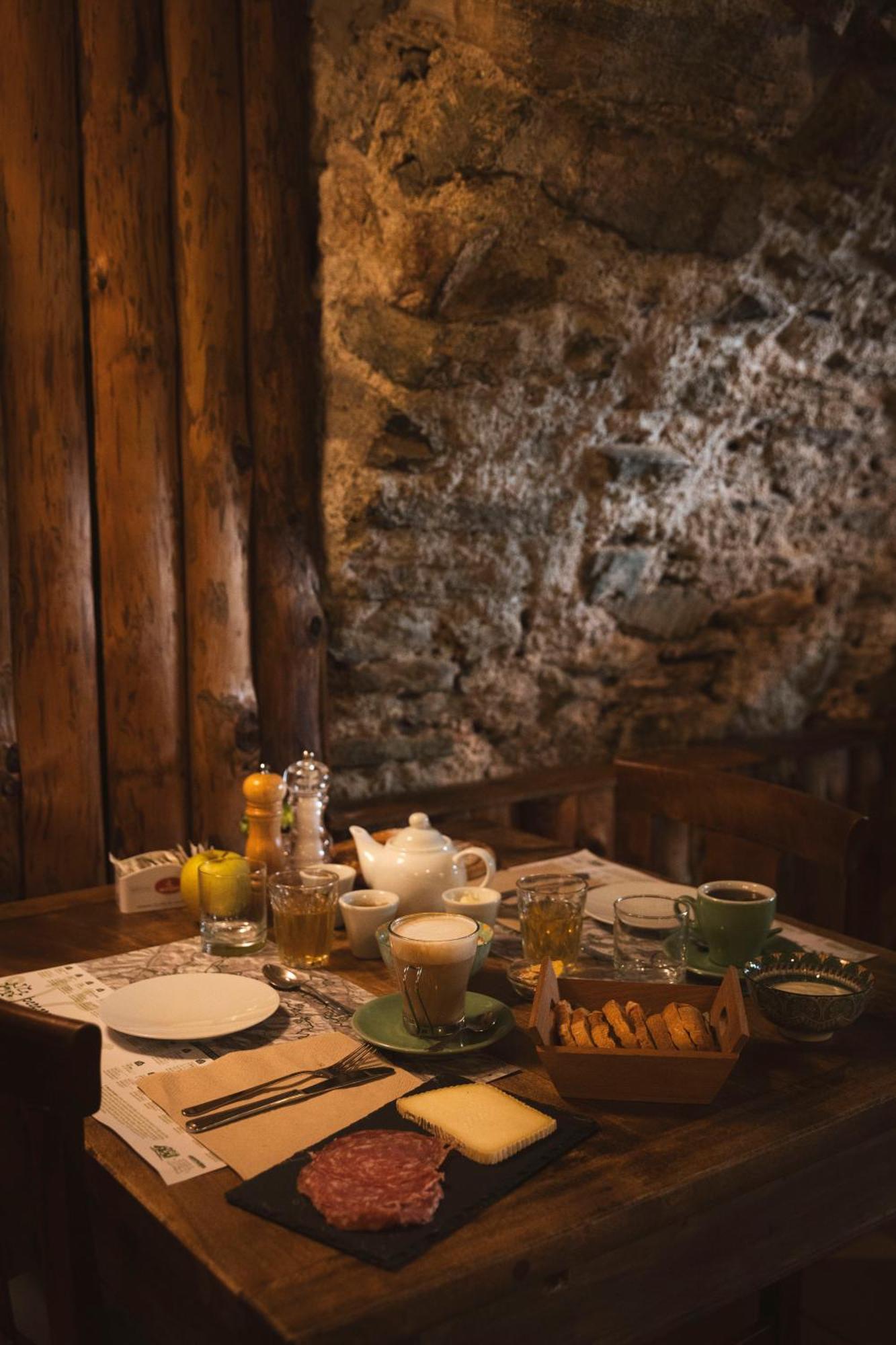 Visaisa Taverna & Foresteria Acceglio Εξωτερικό φωτογραφία
